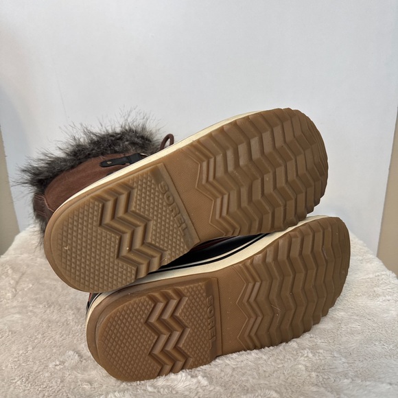 🤎 SOREL - Joan of Arctic Women’s Winter Boots L. Size 8 but fit big. - Picture 5 of 12